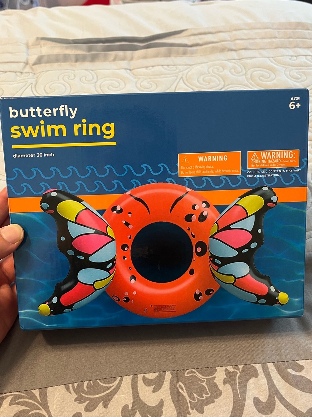 Pool float - Picture 6 of 7